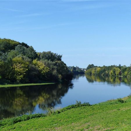 Les Volets Verts Lamothe-Montravel Екстер'єр фото